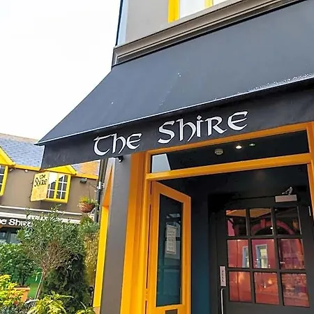 Hotel The Shire